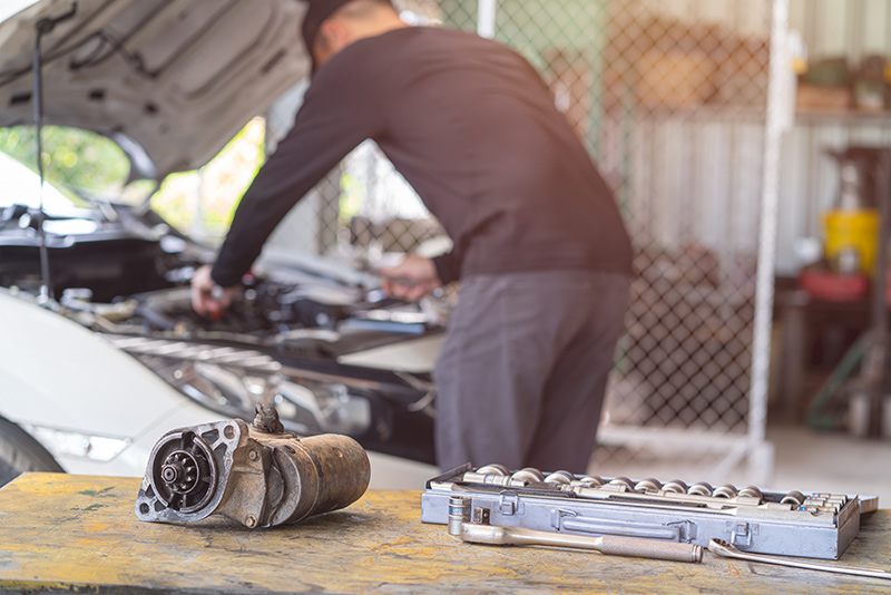 Démarreur voiture : Fonctionnement, panne, réparer ou changer ?