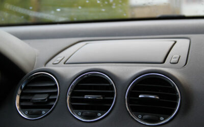 Recharge clim voiture : le service rapide d’AES pour un été au frais